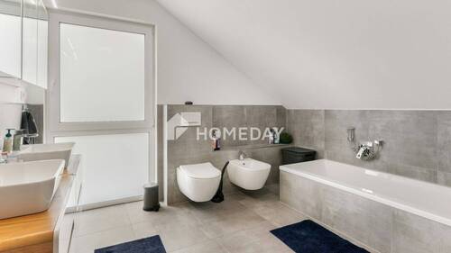 1. OG Badezimmer 1 - 