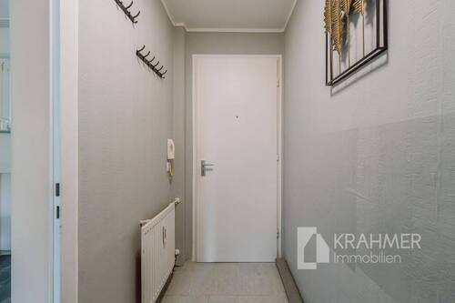 Eingang - 2 Zimmer Etagenwohnung zum Kaufen in Moers / Asberg