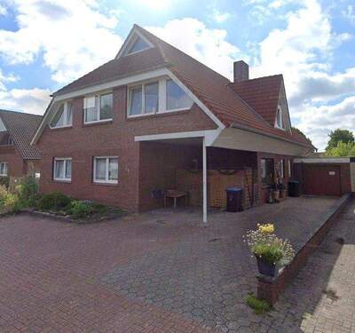 Hauptansicht - 'Investieren Sie in Geborgenheit: Zweifamilienhaus in familienfreundlicher Siedlung!