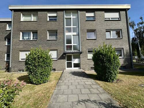Außenansicht - 3 Zimmer Etagenwohnung zum Kaufen in Mülheim