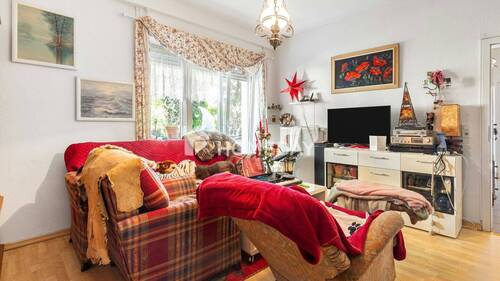 W1 Wohnzimmer 2 - 7 Zimmer Einfamilienhaus zum Kaufen in Laer