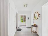 Eingangsbereich EG - 5 Zimmer Einfamilienhaus in Zell unter Aichelberg
