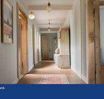 *** Wohnen (und Arbeiten) in besonderem Ambiente ... Stil-Altbau-Maisonette mit Alleinstellungsmerkmal *** - Pforzheim Südstadt