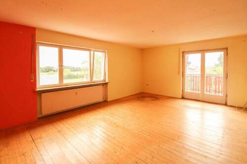 Wohnzimmer - Etagenwohnung mit 79,40 m&sup2; in Fürth zum Kaufen