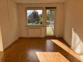 Wohnzimmer - 5 Zimmer Etagenwohnung zur Miete in Tützpatz