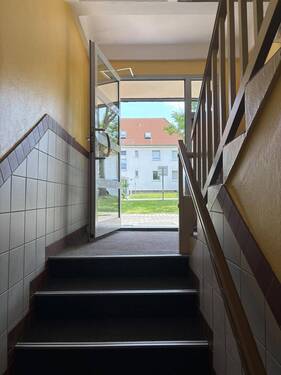 Treppenhaus Zugang zum Keller - 