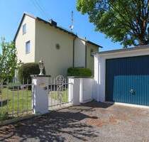 Augsburg-Göggingen | Einfamilienhaus mit hervorragender Substanz in zweiter Reihe