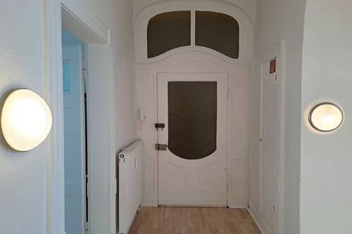 Eingangsbereich - Etagenwohnung mit 76,00 m² in Essen zur Miete