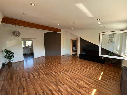 Wohnzimmer 2OG - 