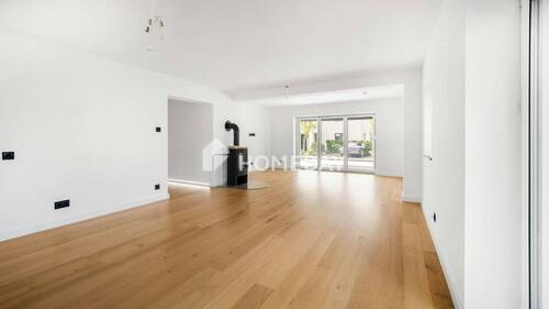 Wohnzimmer 1 - Etagenwohnung mit 149,30 m² in Radeberg-Großerkmannsdorf zum Kaufen