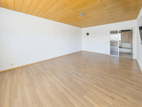 Wohnzimmer - Mehrfamilienhaus, Wohnhaus in Obersulm zum Kaufen