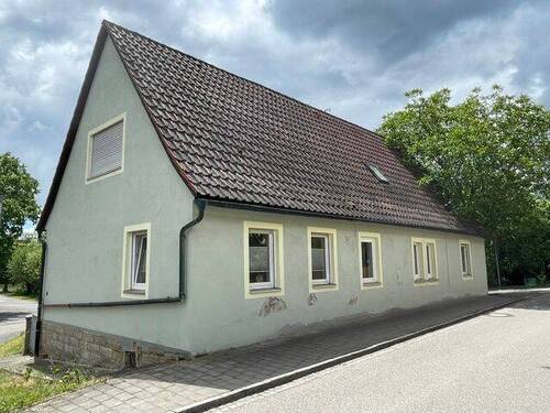 Bild 2 - Einfamilienhaus zum Kaufen in Ergersheim