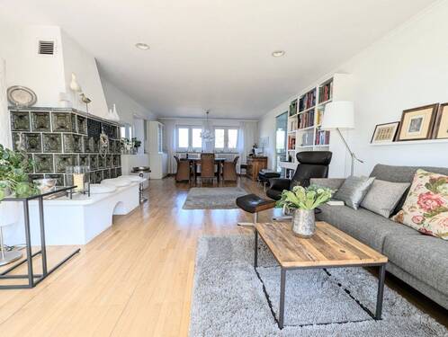 Wohn/Esszimmer - 