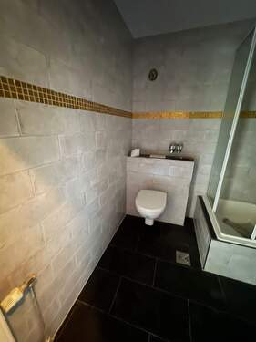 20250721_Bad - 3 Zimmer Etagenwohnung zum Kaufen in Freudenstadt