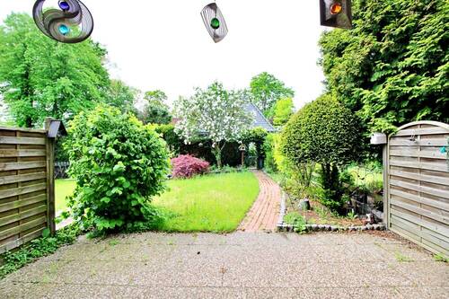 Terrasse und Garten - 4 Zimmer Reihenmittelhaus in Bremen