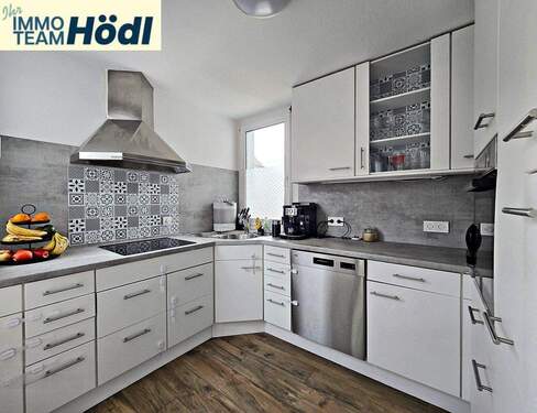 Küche samt Einbauküche - Etagenwohnung mit 116,70 m&sup2; in Reutlingen zur Miete