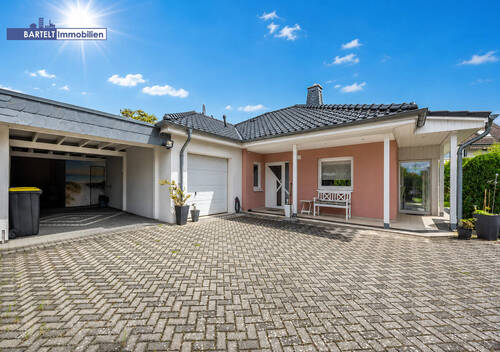 Eingangsansicht - 4 Zimmer Einfamilienhaus zum Kaufen in Pattensen