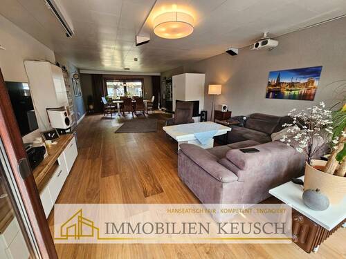 Wohn-und Esszimmer EG hinten - 1 Zimmer Mehrfamilienhaus, Wohnhaus in Achim