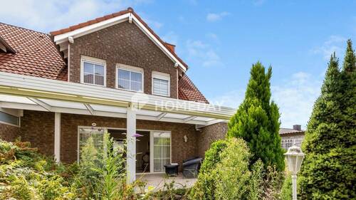 Außenansicht 3 - 5 Zimmer Doppelhaushälfte in Kerpen