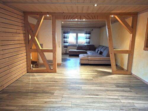 Großer Wohn-/Essbereich im OG - 