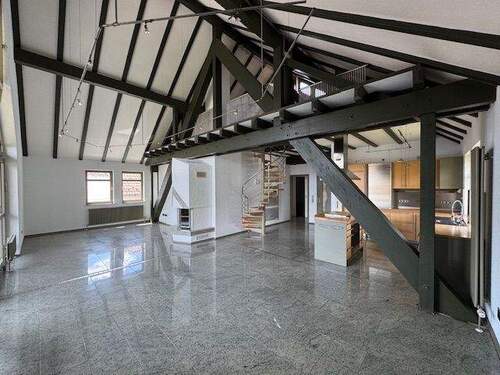 5 großzügiger Wohnbereich - 