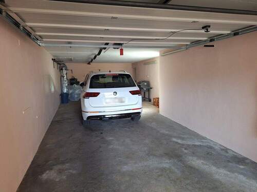 Garage - 