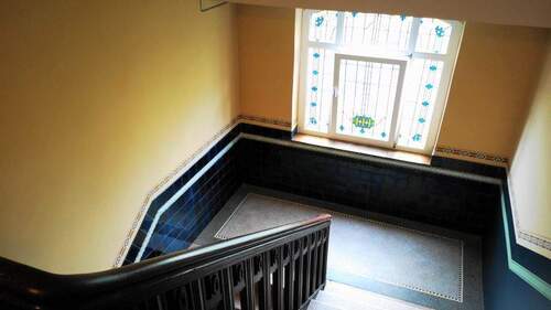 Treppenhaus - 2 Zimmer Etagenwohnung zum Kaufen in Chemnitz