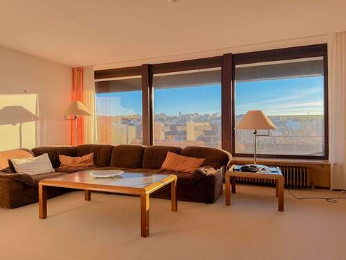 Wohnzimmer - Einfamilienhaus mit 303,60 m&sup2; in Eisingen zum Kaufen