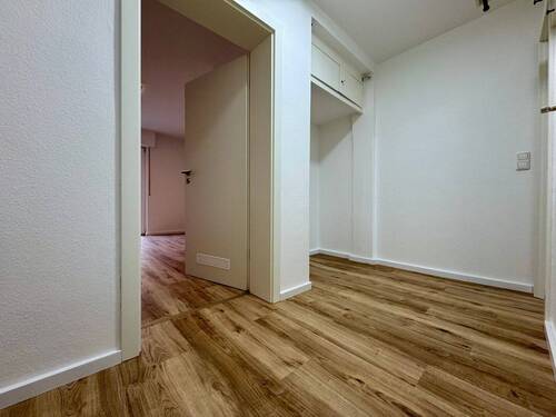 Diele b.jpg - Etagenwohnung mit 38,20 m² in Darmstadt zum Kaufen