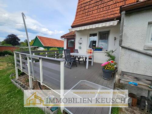 Sonnenterrasse am Haus - 