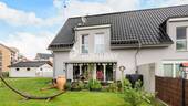 Außenansicht 3 - Ihr neues Zuhause: Neuwertige Doppelhaushälfte mit Energieklasse A+, 5 Zimmern, Garten & Garage