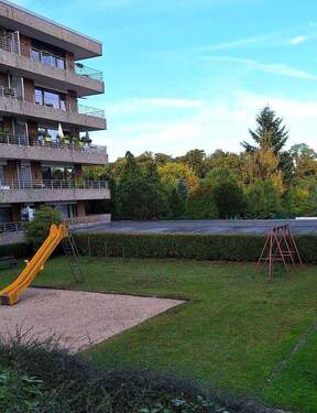 Objekt und Außenanlage - 4 Zimmer Etagenwohnung zum Kaufen in Wülfrath