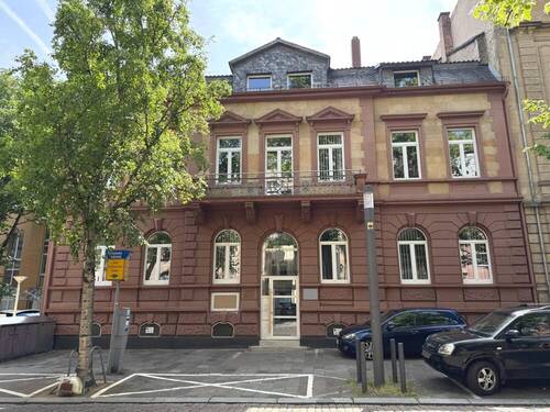 Gebäude Außenansicht - 2 Zimmer Mehrfamilienhaus, Wohnhaus zum Kaufen in Worms