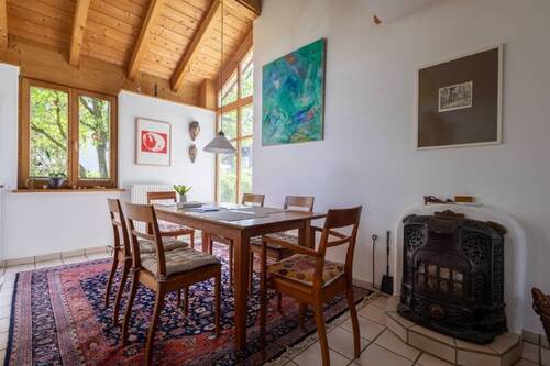 Esszimmer mit Ofen - 