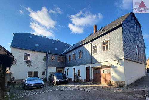 Rückansicht - Mehrfamilienhaus, Wohnhaus mit 499,00 m&sup2; in Lauter-Bernsbach zum Kaufen