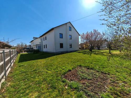 Der Grüne Daumen kann sich hier wunderbar verwirklichen - Mehrfamilienhaus, Wohnhaus mit 161,00 m&sup2; in Igling zum Kaufen