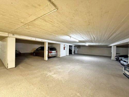 Tiefgarage - 