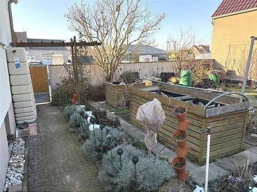 Garten - Einfamilienhaus mit 130,00 m&sup2; in Roßleben zum Kaufen