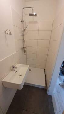 Duschbad - 1 Zimmer Etagenwohnung in Bremen