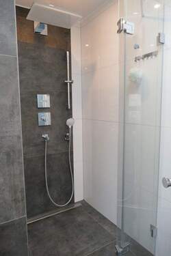 ebenerdige Regendusche - 