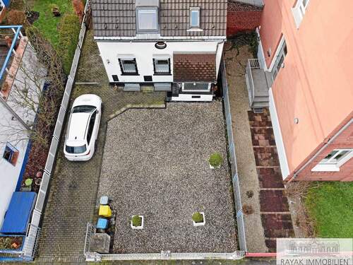 Vorgarten - Grundstück in Düsseldorf Benrath