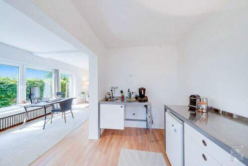 Blick vom Wohnbereich in die Küche - Einfamilienhaus mit 96,00 m&sup2; in Herzogenrath / Kohlscheid zum Kaufen