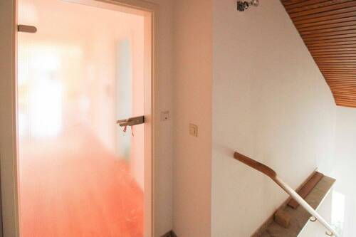 Wohnungstüre Treppenhaus - 