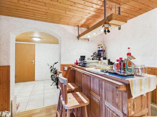 UG Hobbyraum mit Bar - 
