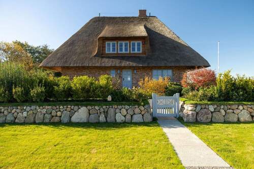 Bild 2 - 8 Zimmer Einfamilienhaus zum Kaufen in Sylt