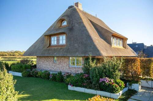 Bild 4 - Einfamilienhaus mit 401,00 m&sup2; in Sylt zum Kaufen