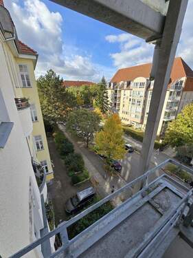 Blick vom Balkon 1 - 