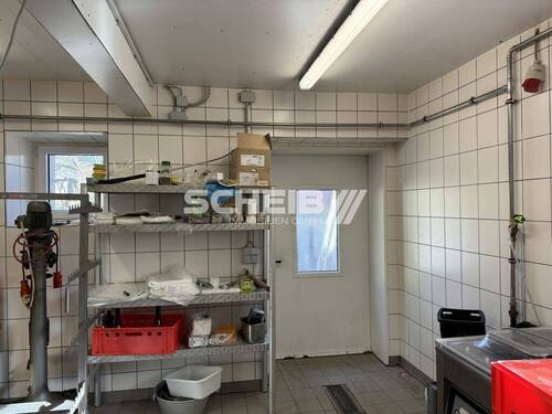 Raumhöhe 3,26m - Halle in Michelfeld