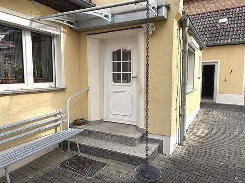 Eingangstür Haus - 