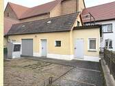Hofansicht Nebengebäude mit Garage - 